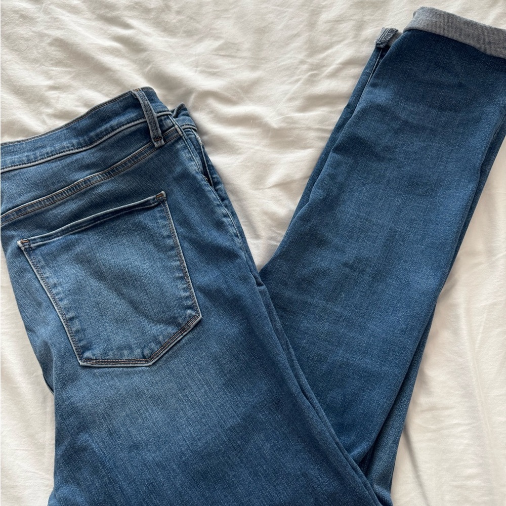 Abercrombie and Fitch High Rise Skinny Jeans